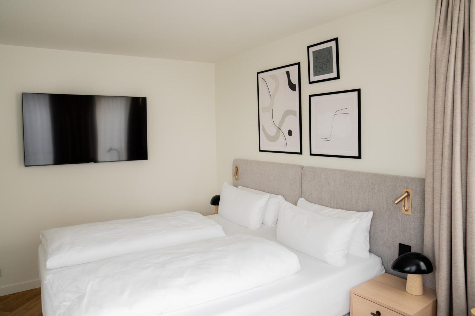 New Opening! Digital Check-in - Park By Charly Aparthotel Lübeck